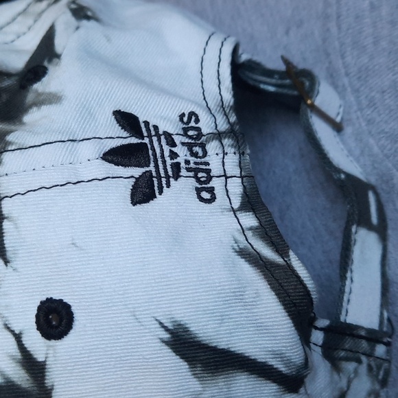 Last One Adidas Tie Dye Washed Colorways baseball Cap - Picture 8 of 10
